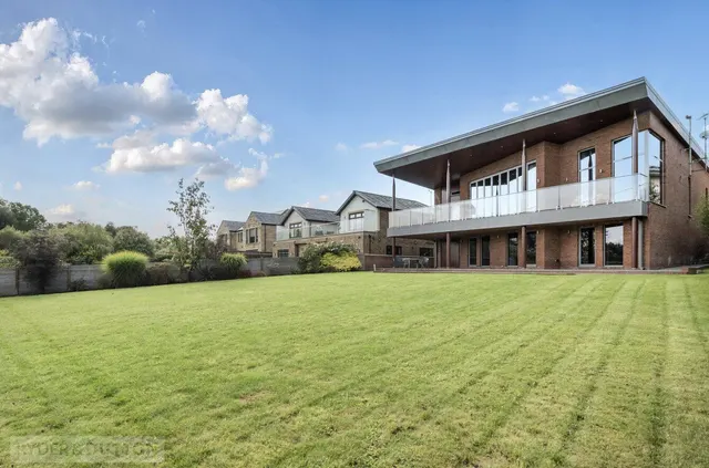 Lake Side, Littleborough, OL15, photo 2