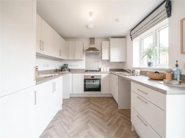 Whittle Road, Holdingham, NG34, photo 1