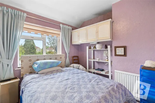 Photo 3 — Stanhope Road, Dagenham, RM8