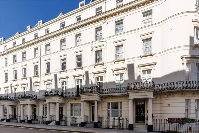 Gloucester Terrace, Paddington, W2, photo 2