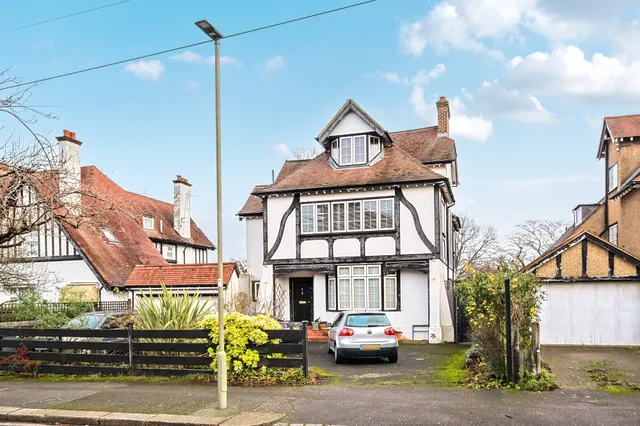 Lyonsdown Avenue, New Barnet, EN5, photo 1