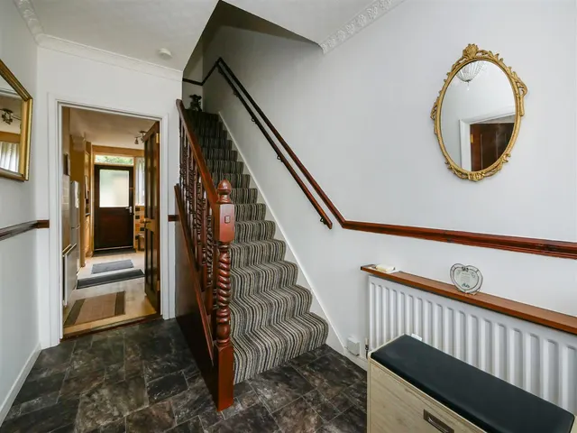 Belvoir Drive, Belvoir Park, BT8, photo 2