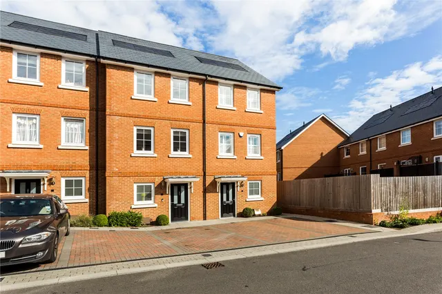 Woodland Road, Dunton Green, TN14, photo 1