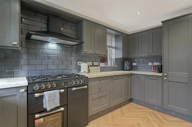 Inverlochy Road, Airdrie, ML6, photo 2