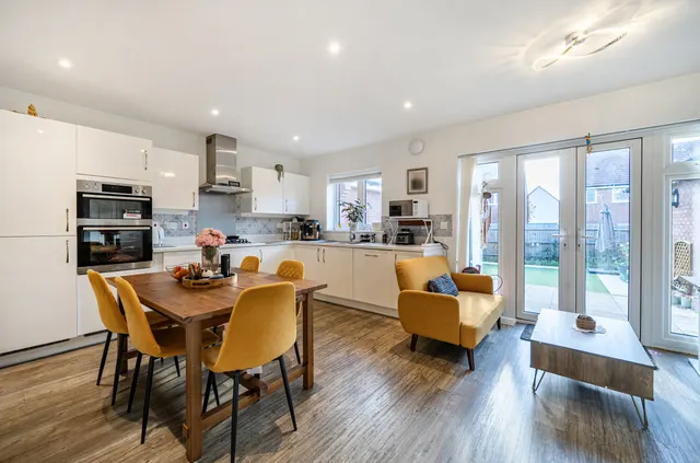 Nutsea Road, Nursling, SO16, photo 2