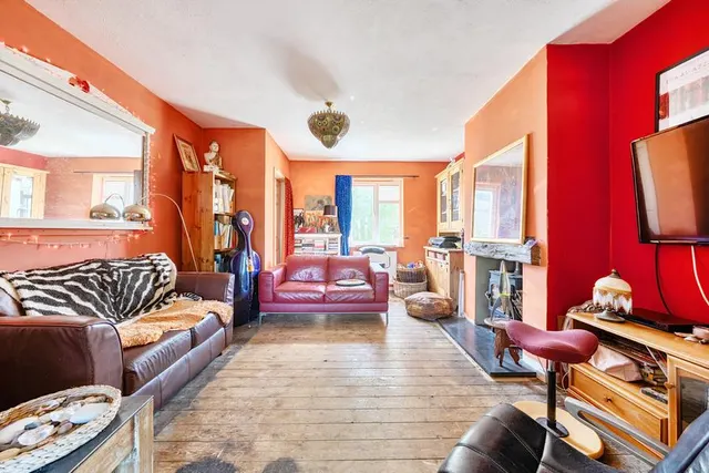 Newlands, Kings Sutton, OX17, photo 3