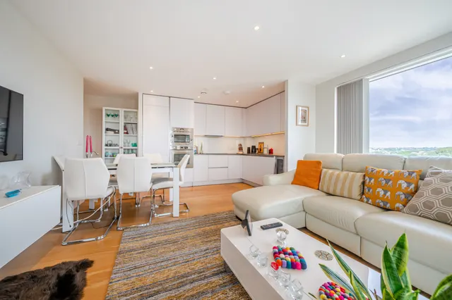 Acton Walk, Whetstone, N20, photo 1