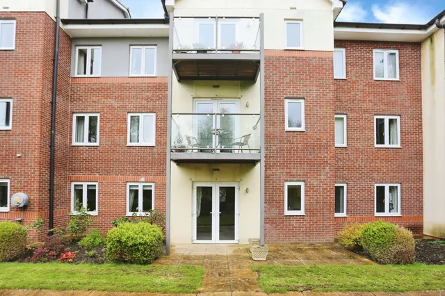 Nelstrop Road, Heaton Chapel, SK4, photo 1