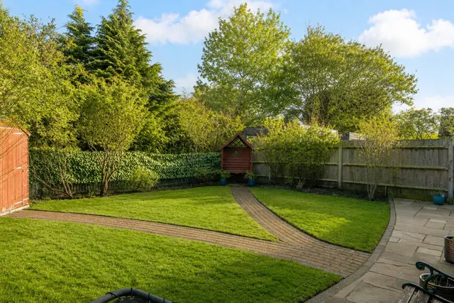 Cramhurst Lane, Witley, GU8, photo 3