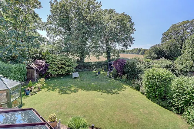Wycombe Road, Prestwood, HP16, photo 1