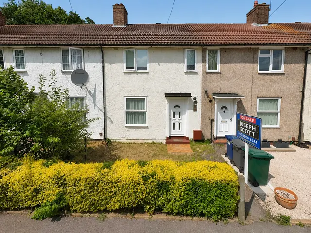 Dryfield Road, Edgware, HA8, photo 1