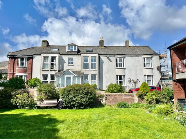 Cedar Court, Saltash, PL12, photo 1