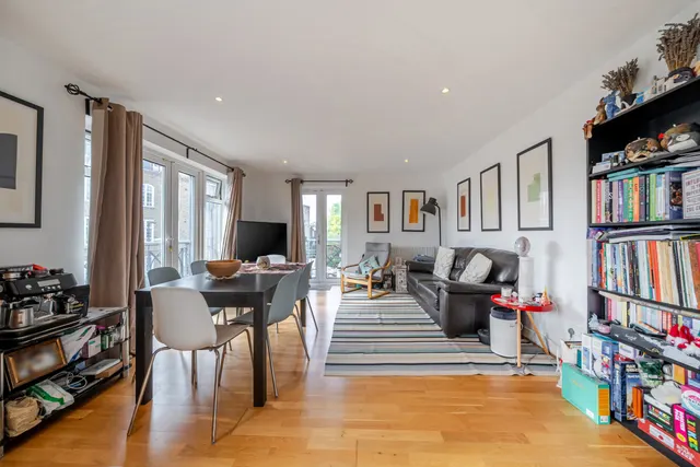 Rubens Place, Clapham, SW4, photo 1