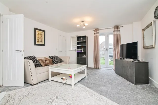 Laura Roberts Close, West Bromwich, B70, photo 3