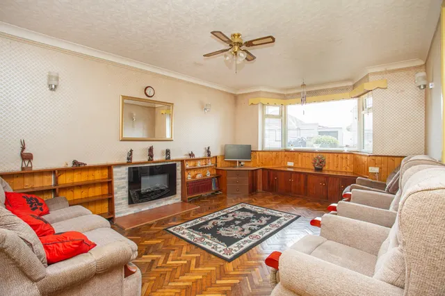 King Edward Road, Birchington, CT7, photo 2