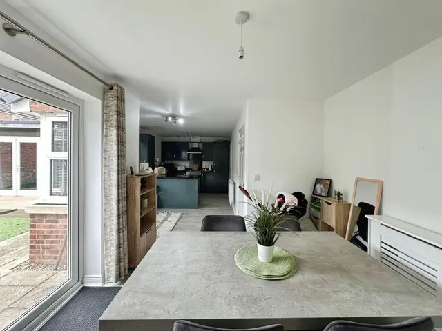 Courtleigh Avenue, Barnet, EN4, photo 3