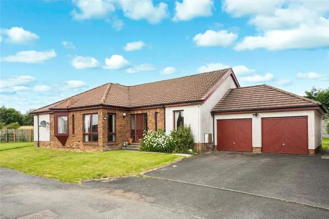 Eldindean Court, Dunfermline, Fife, KY12, photo 1