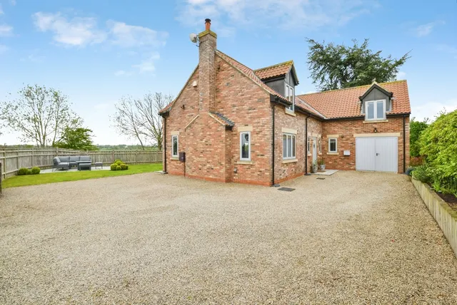 Thrintoft, Northallerton, North Yorkshire, DL7, photo 1