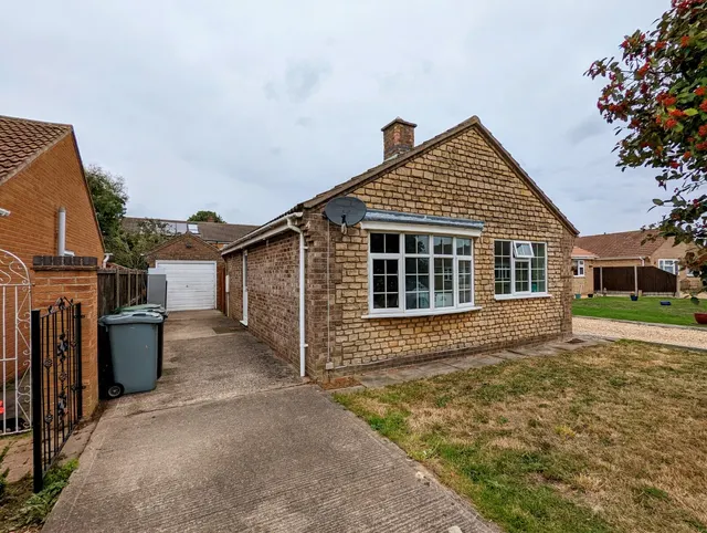 Meadow Close, Colsterworth, NG33, photo 1