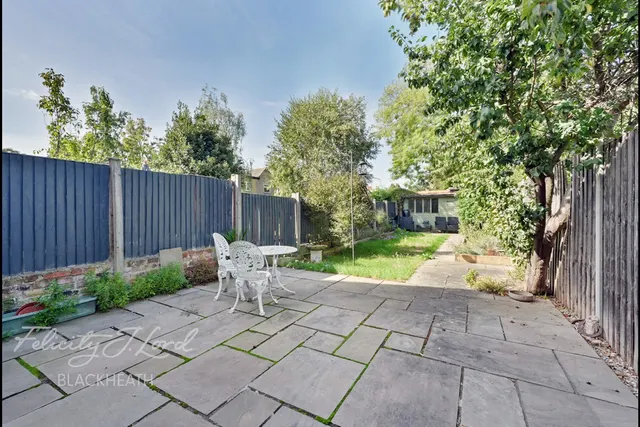 Macoma Terrace, Plumstead, photo 3