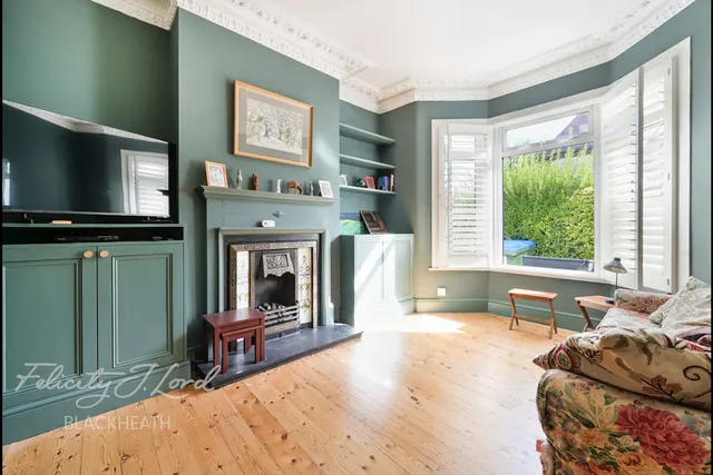Macoma Terrace, Plumstead, photo 1