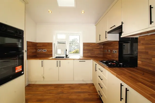 Photo 3 — Arkley Park Barnet Road, Arkley, Barnet EN5 3JH