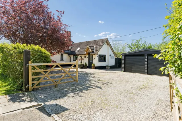 Croxton, St Neots, PE19, photo 1