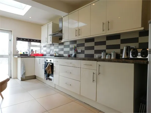 Seward Road, London, W7 2JL, photo 1