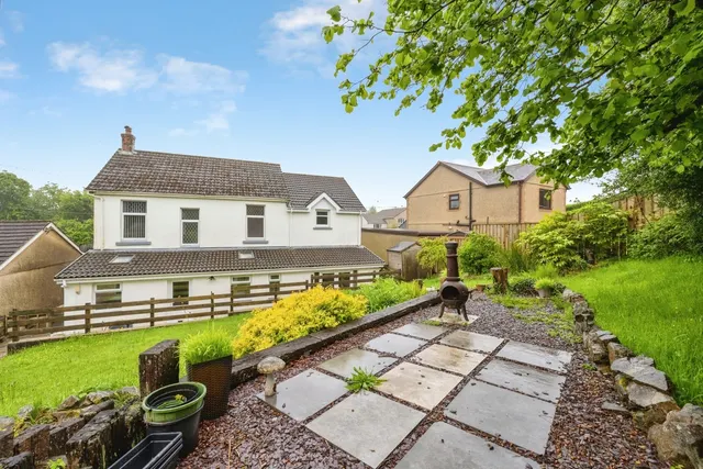 Carmel, Llanelli, SA14, photo 2