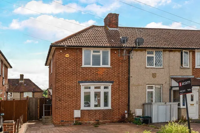 Widecombe Road, SE9, photo 1