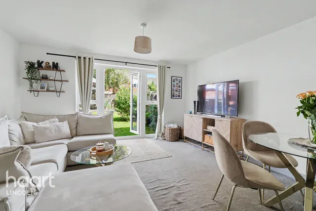 Antonius Way, North Hykeham, LN6, photo 3