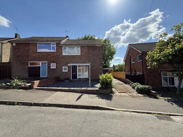 Brambling Way, Oadby, LE2, photo 1