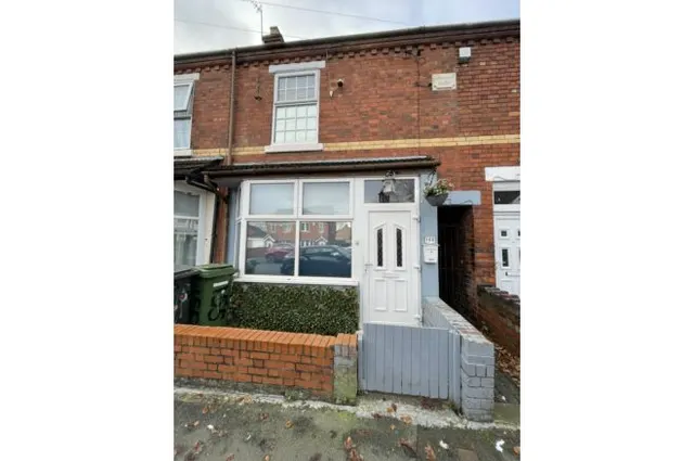 Springfield Road, Wolverhampton, photo 1