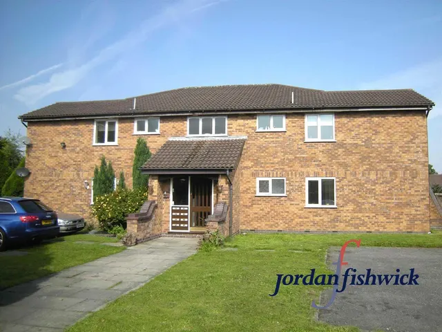 Brackenwood Mews, Wilmslow, SK9, photo 1