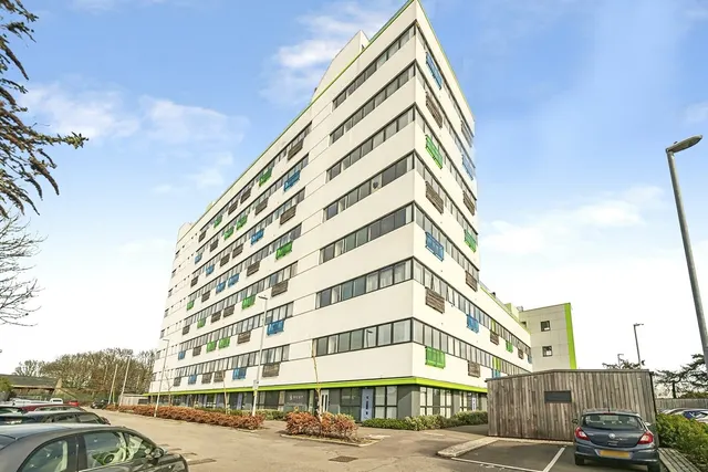 Kings Road, Stevenage, Hertfordshire, SG1, photo 1