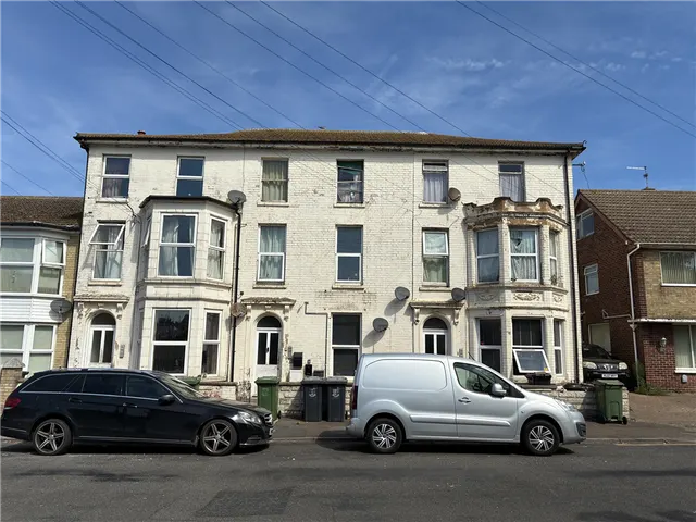 Queens Court, Great Yarmouth, NR30, photo 2