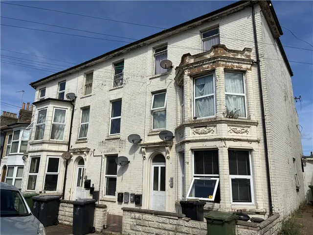 Queens Court, Great Yarmouth, NR30, photo 1