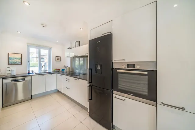 Hillbury Road, SW17, photo 3