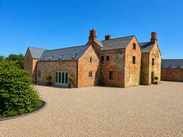 Off Newstead Way, Loughborough, LE11, photo 2
