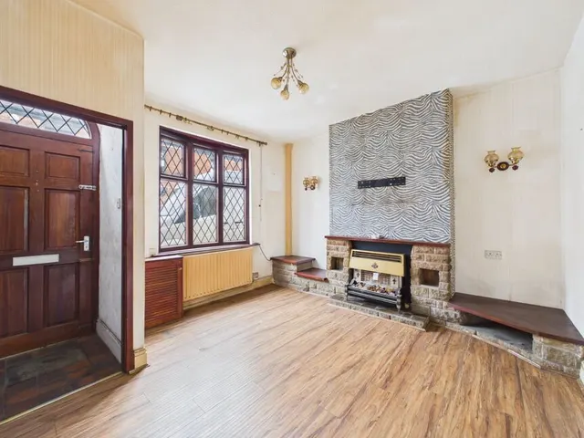 Curzon Road, Ashton-under-Lyne, OL6, photo 2