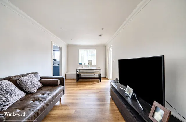Harrison Place, Basingstoke, RG21, photo 3