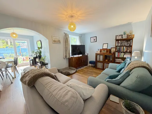 Photo 2 — Levington Close, Perton, Wolverhampton, WV6