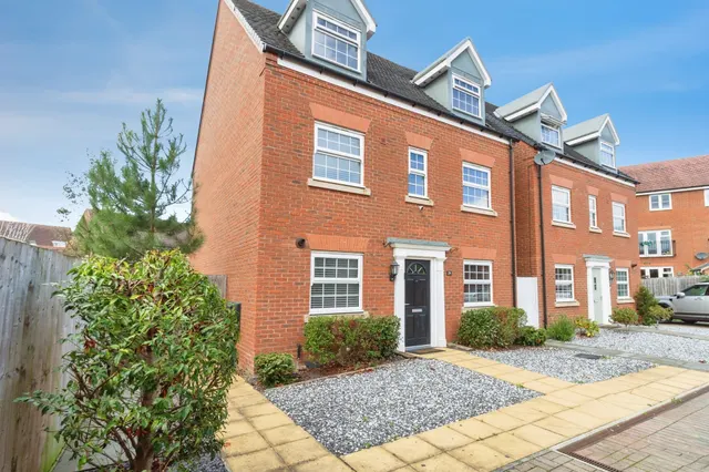 Holden Park, Stafford, ST18, photo 3