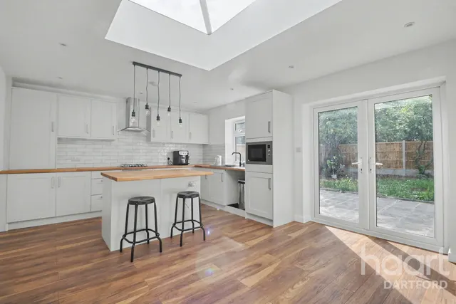 Chatsworth Road, Dartford, DA1, photo 1
