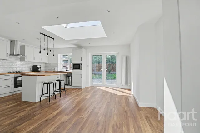 Chatsworth Road, Dartford, DA1, photo 2