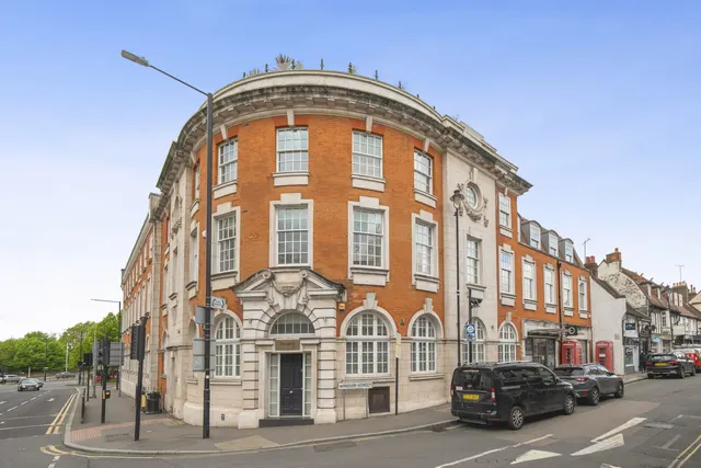 Windsor Street, Uxbridge, UB8, photo 1