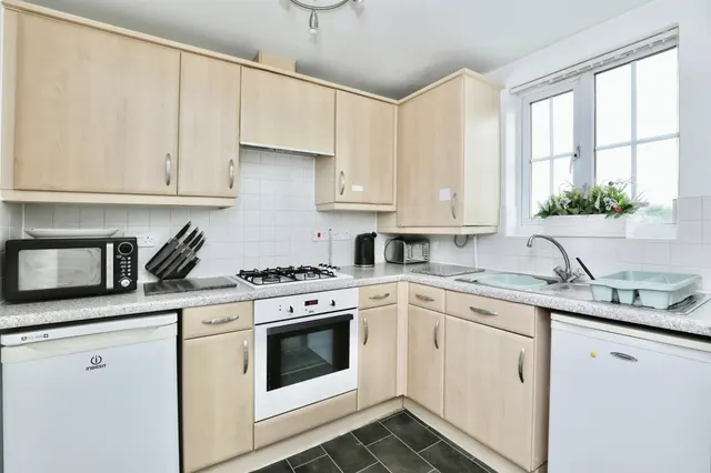 Photo 3 — Primrose Place, Bessacarr, Doncaster