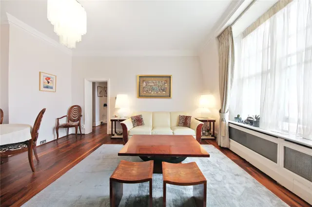 Sloane Court West, London, SW3, photo 2