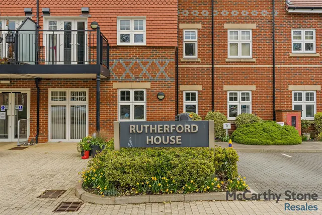 Marple Lane, Chalfont St. Peter, SL9, photo 1