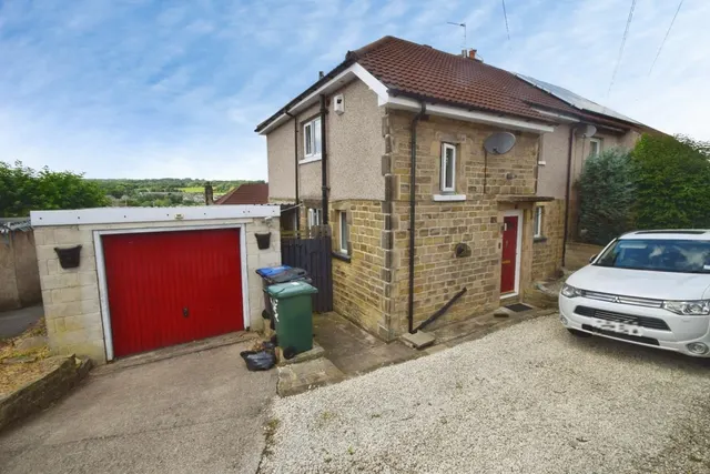 Shipley, Bradford, West Yorkshire, photo 1